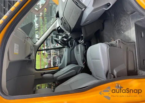 2017 Ford Transit T-150 z USA, uszkodzony, nr VIN 1FDZK1CM2HKA84579